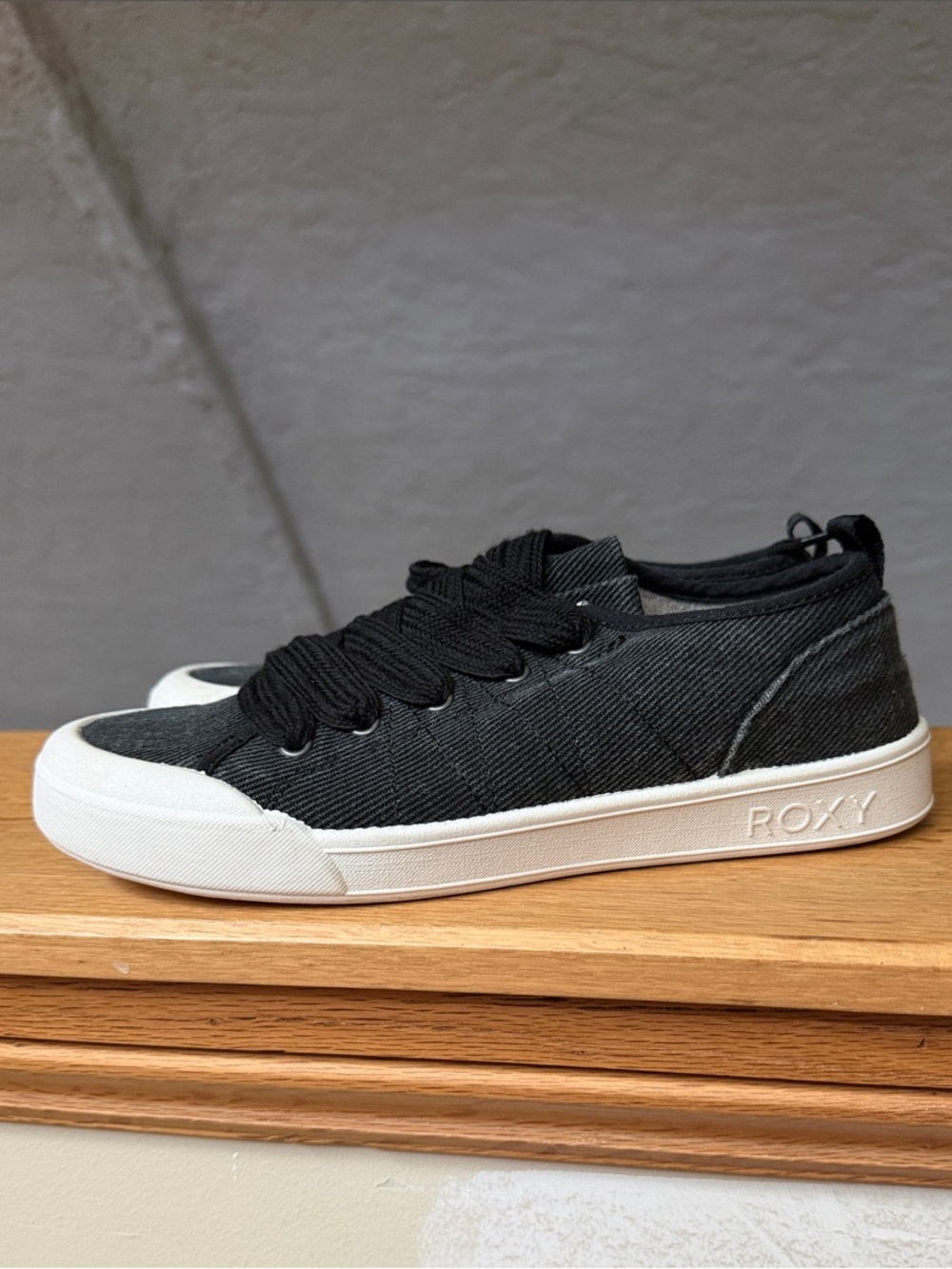 Roxy Black Canvas Low-Profile Sneakers with White Sole
